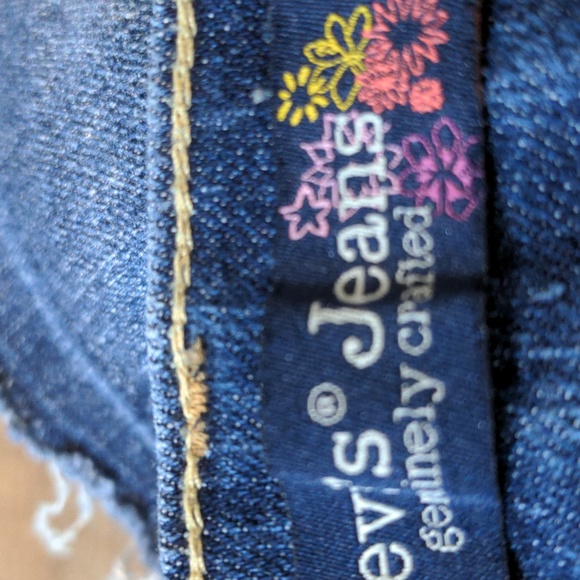 Levi's Jeans Shorts. - Picture 4 of 5